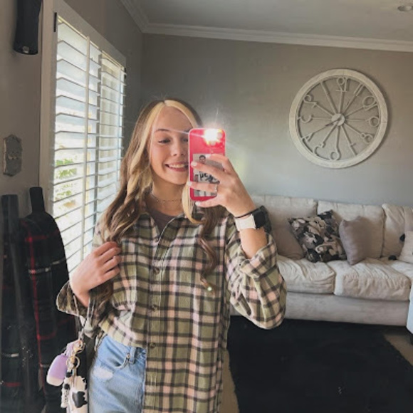cameronlewis329